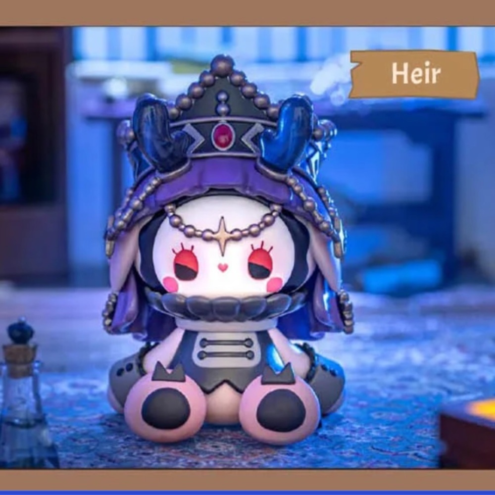 Emma Frostveil Villa Series figurine